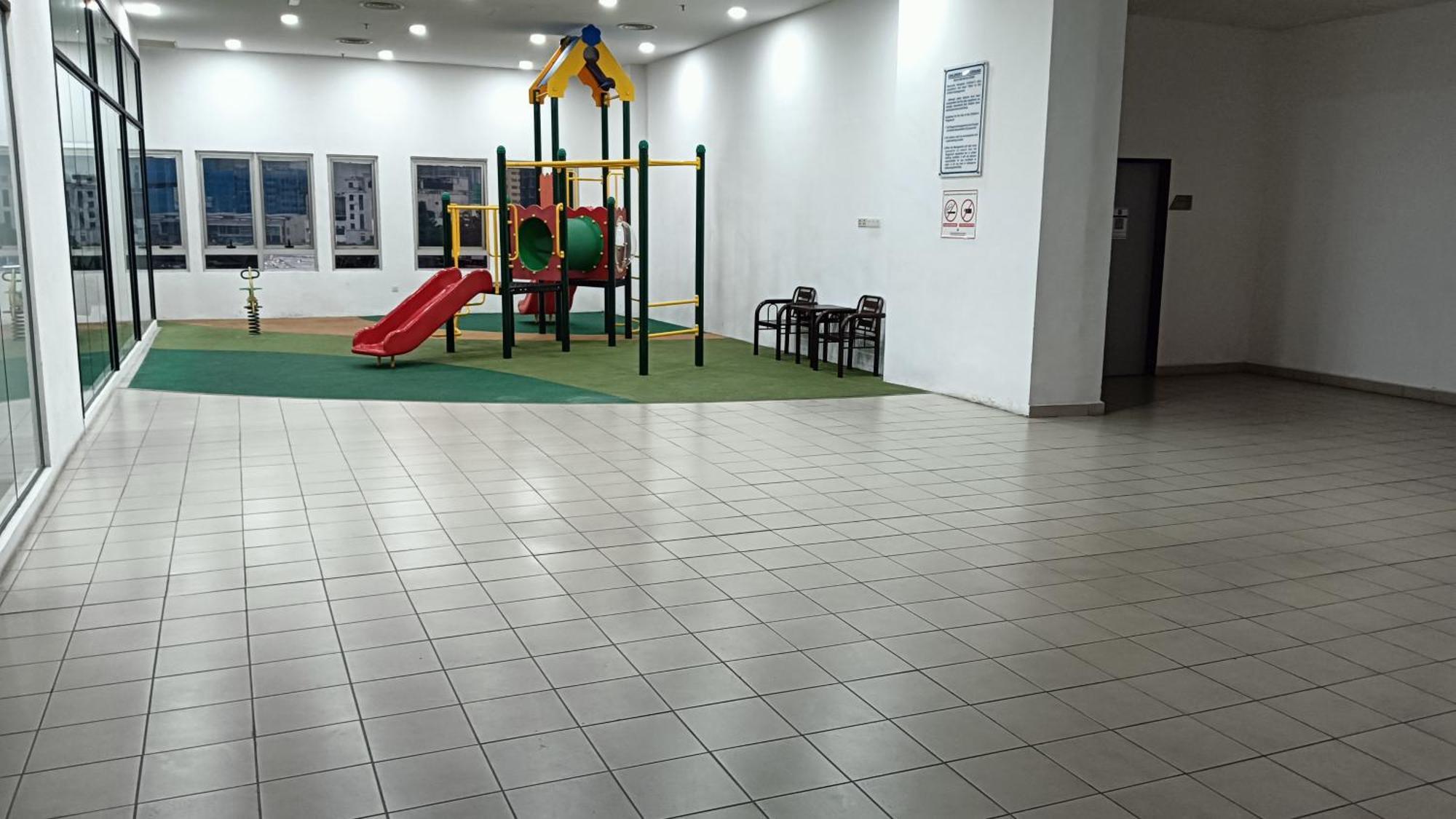 One Maxim Residence At Taragon Куала-Лумпур Экстерьер фото
