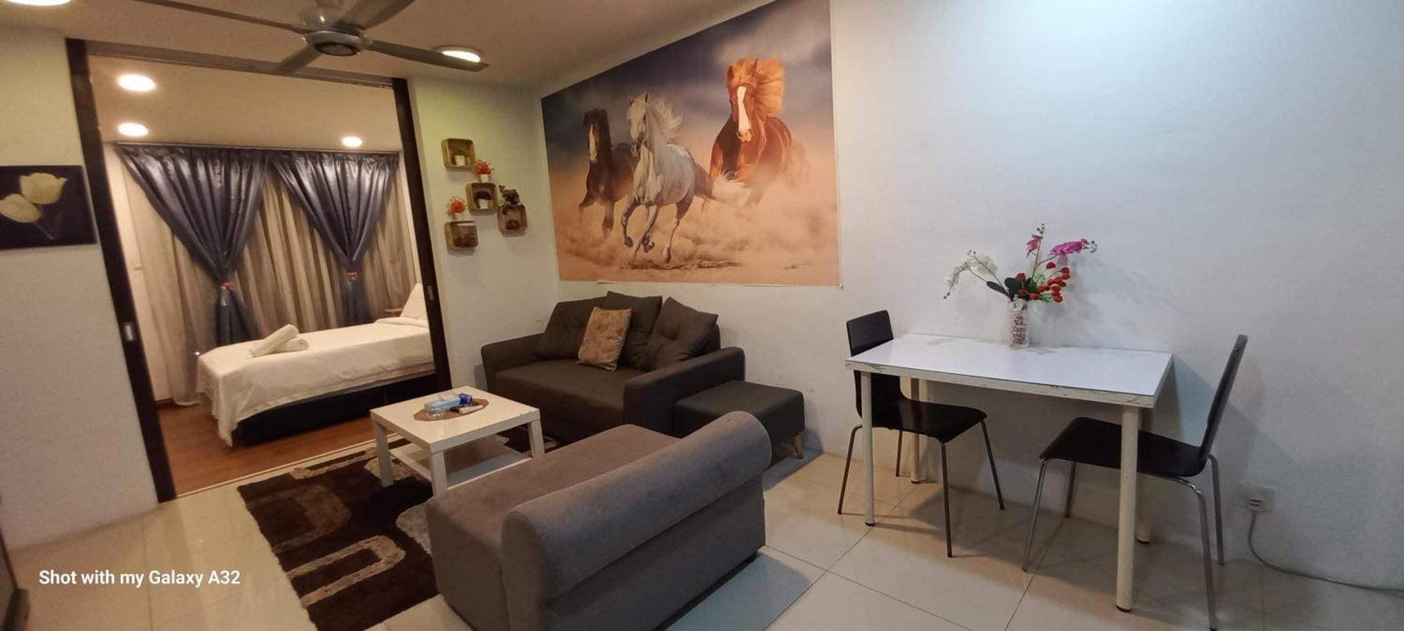 One Maxim Residence At Taragon Куала-Лумпур Экстерьер фото